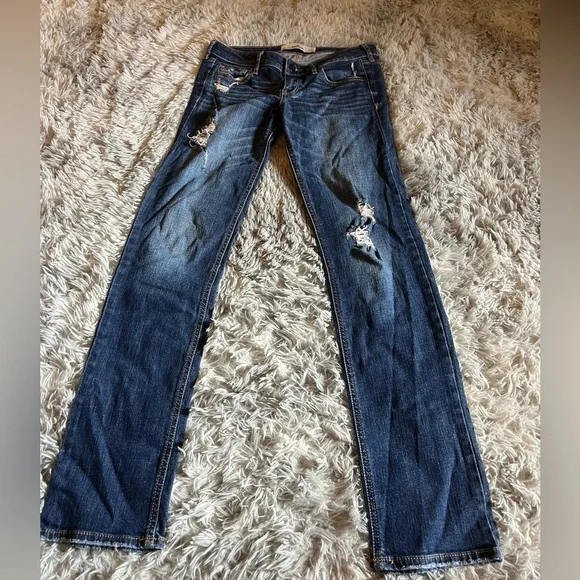 Like new Hollister boot cut flare dark wash distressed denim - Picture 2 of 4